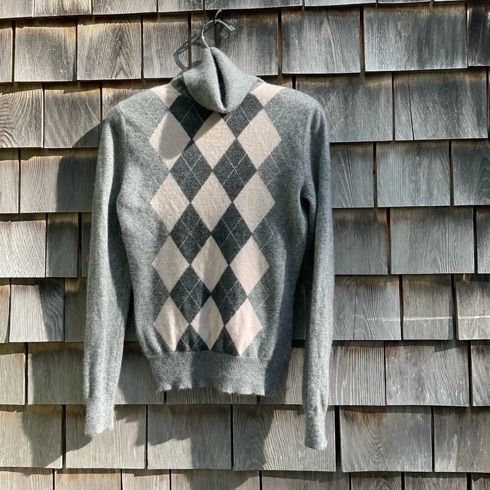 - Apt 9 Cashmere Sweater - Picture 3 of 6